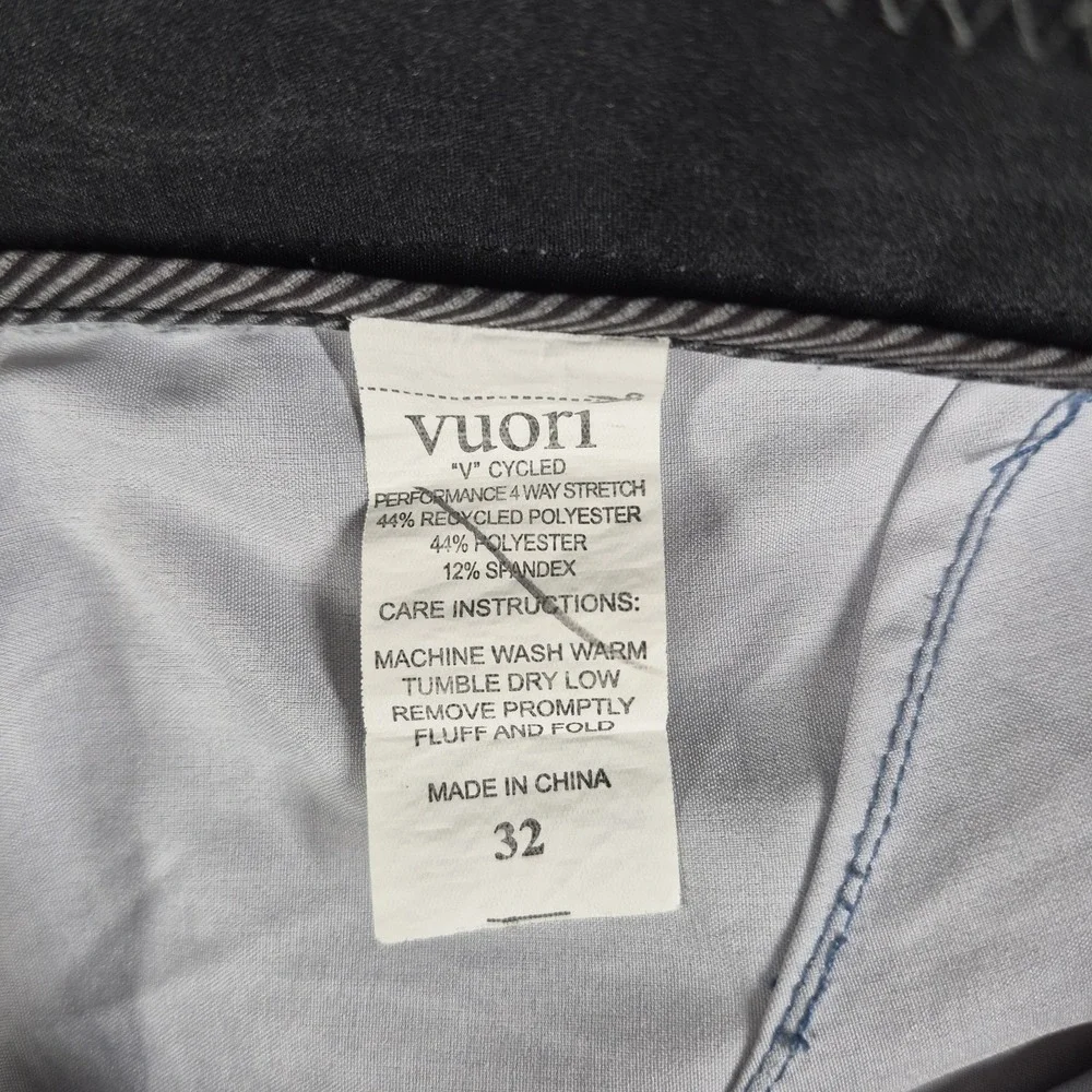 Vuori Cruise Board Shorts Men's 32 Blue Swim Trunks Beach Drawstring Striped